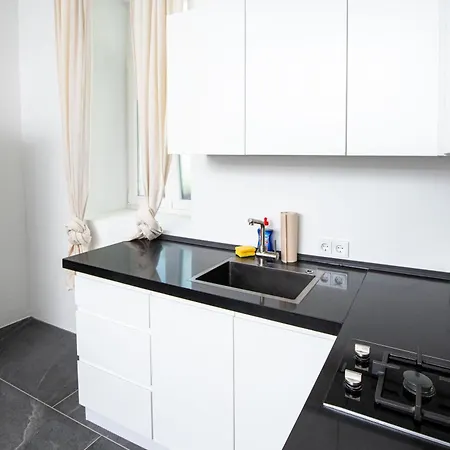 Location, Stylish And Modern München
